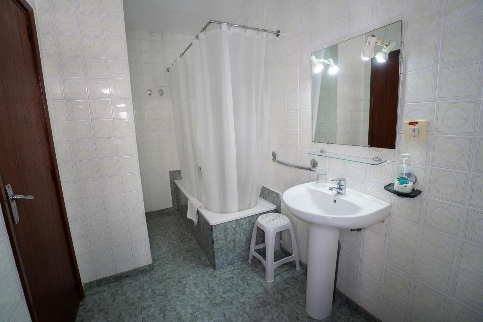 Hostal Residencia Pasaje Novelda Zewnętrze zdjęcie